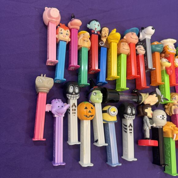 Vintage PEZ Dispenser Lot Cartoon Characters TMNT Barbie Minion Garfield Hallowe - Picture 11 of 12